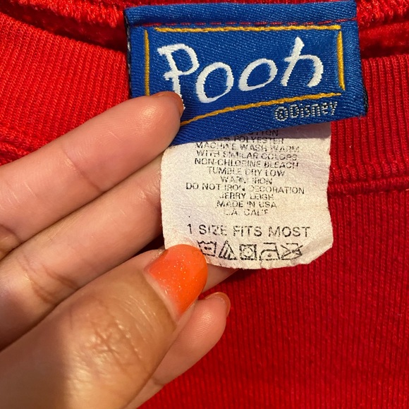 Winnie the Pooh Christmas sweater - Picture 2 of 4